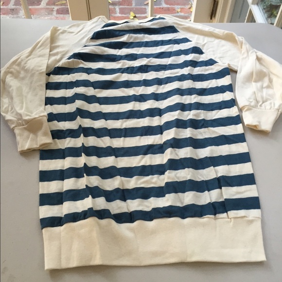 Blue and white striped top - Picture 2 of 4