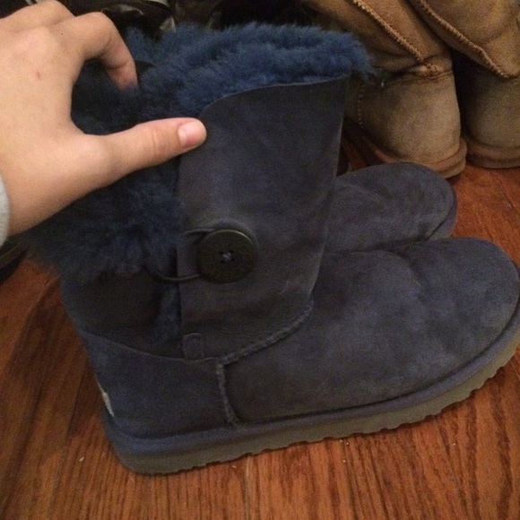 Women's Blue Bailey Button Uggs