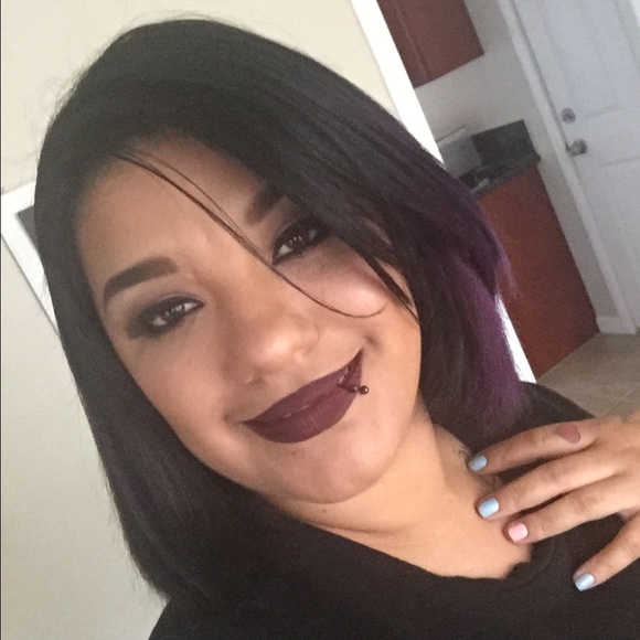 Meet your Posher, Monse - Picture 1 of 1