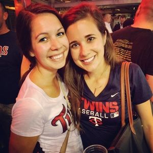 Meet your Posher, Amelia