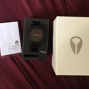 Nixon Time Teller P watch