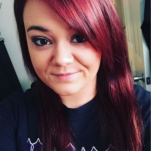 Meet your Posher, Elizabeth