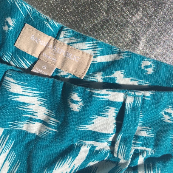 🚩 Shorts - Banana Republic 🌼 - Picture 2 of 3