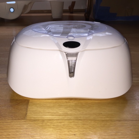 Diaper warmer