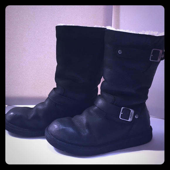 Black leather Ugg boots