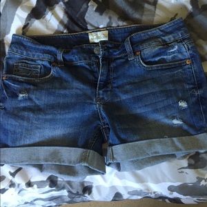 Aeropostale jean shorts. worn twice