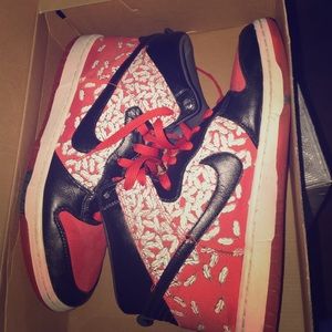 Nike dunks size women's 10