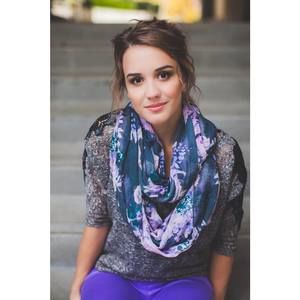 Meet your Posher, Violet