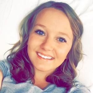 Meet your Posher, Caitlyn