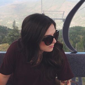 Meet your Posher, Savannah