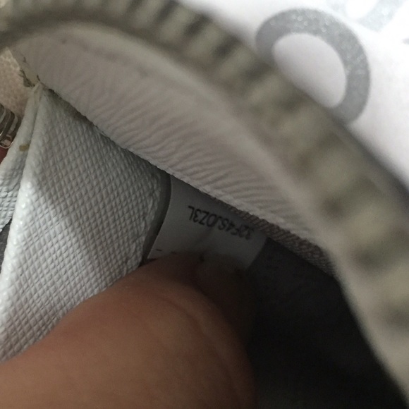 *SOLD* Michael Kors Wallet - Picture 4 of 4