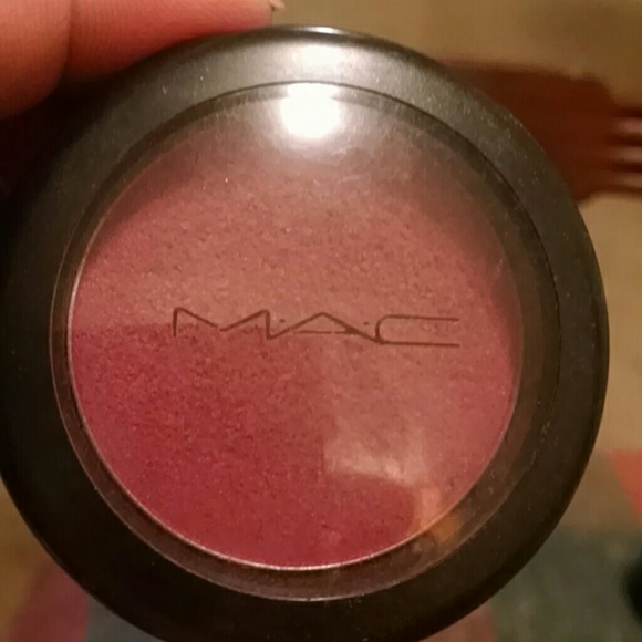 Used a couple times Mac blush in Breezy