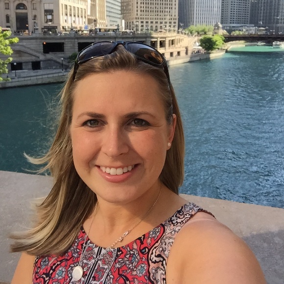 Meet your Posher, Mallory - Picture 1 of 1