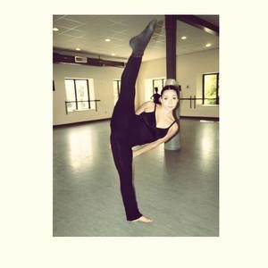 Meet your Posher, Arneshuia