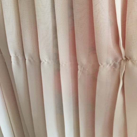 Floral High-Low Top - Picture 3 of 4