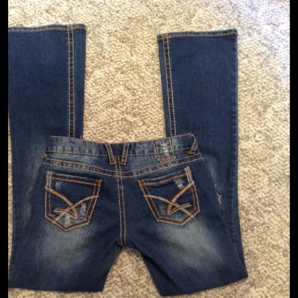 Distressed jeans - Picture 4 of 4