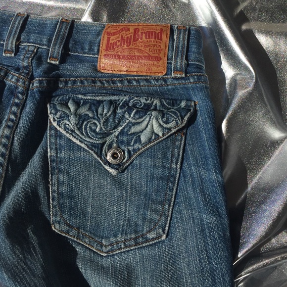 🚩 Shorts - Lucky Brand🌼 - Picture 3 of 3