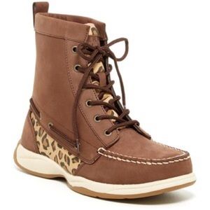 Women Sperry's Boots sz 7