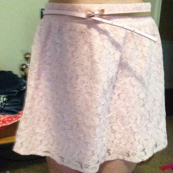 Candies nwt lace skirt