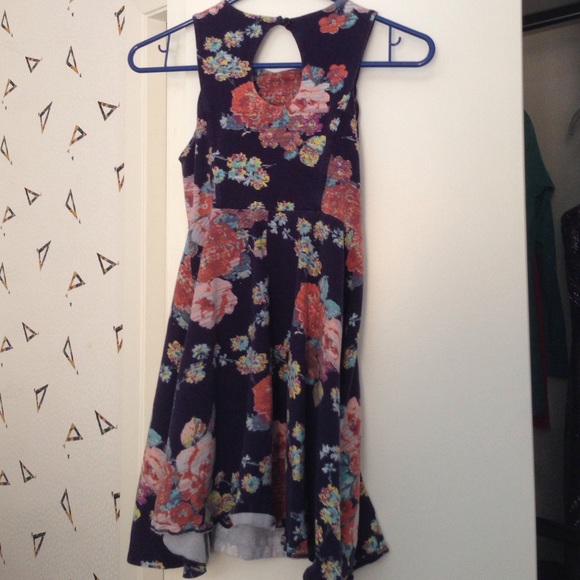 floral dress - Picture 2 of 2