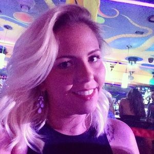 Meet your Posher, Allyson