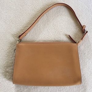 Lodis mini shoulder bag.