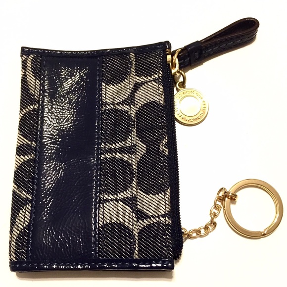 NWOT Coach small wallet