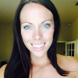 Meet your Posher, Carly