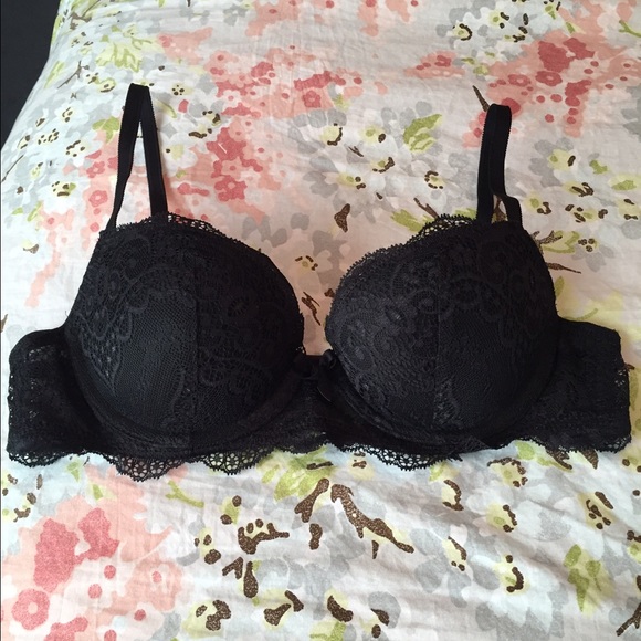 Black lace push up bra
