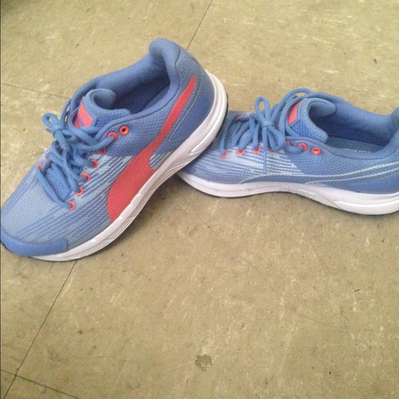 Pumas - Picture 3 of 3