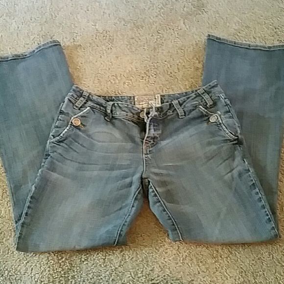 American Rag Jeans - Picture 3 of 4