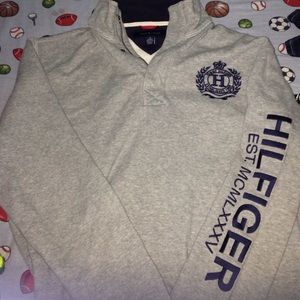 Tommy Hilfiger sweater
