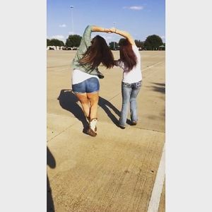 Meet your Posher, Schawniee