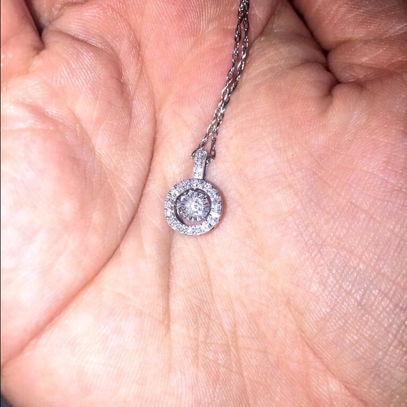 Dimond necklace