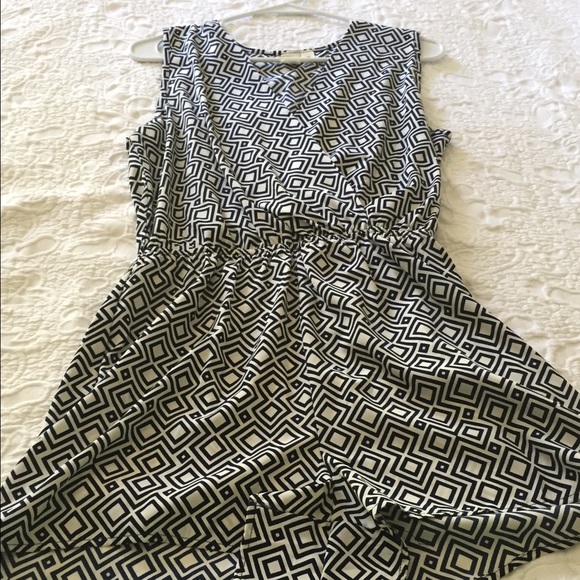 Francesca's navy and white romper