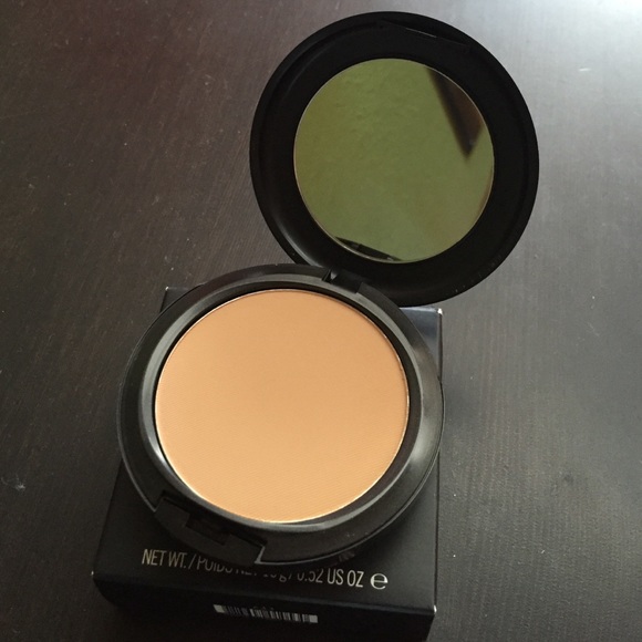 100% authentic MAC Studio Fix Powder foundation