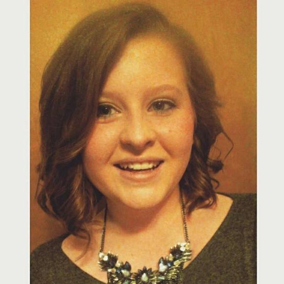 Meet your Posher, Alisa