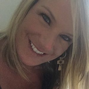 Meet your Posher, Valerie