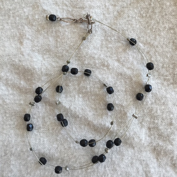 necklace - Picture 2 of 3