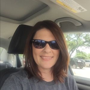 Meet your Posher, Kristin