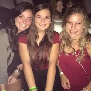 Meet your Posher, Danielle