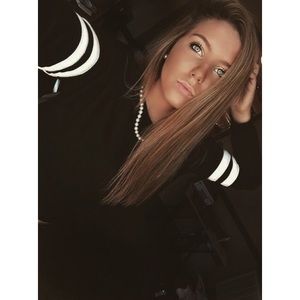 Meet your Posher, Tara