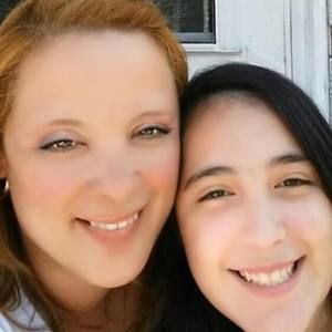 Meet your Posher, Leyda