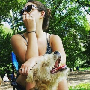 Meet your Posher, Alyssa