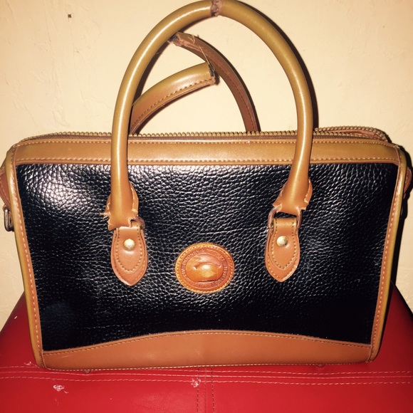 Dooney and Burke handbag needs new straps