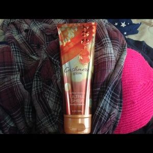 Cashmere Glow ultra Shea body cream