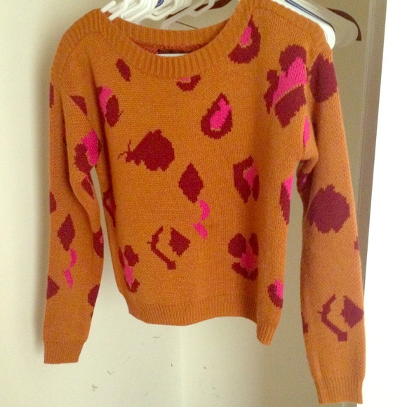 Lucca Couture Sweaters - Lucca Couture Gold & Pink Leopard Sweater