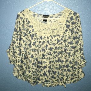 Cute Wet Seal Blue Floral Top