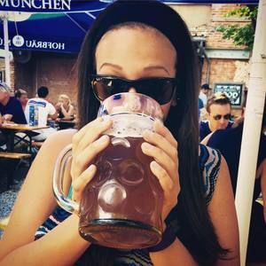 Meet your Posher, Danielle