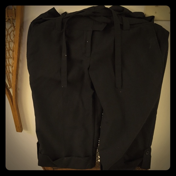 Black Capris